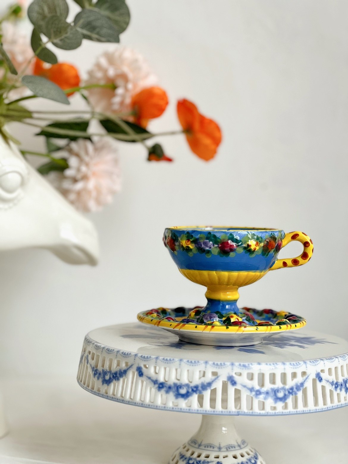 Flaw special price I would like to call beautiful little waste pure hand-painted relief small brute waist high foot cup coffee cup-Taobao