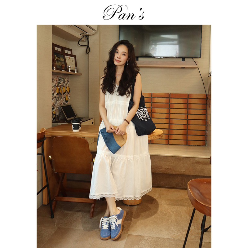 Lace Patchwork Pleated Design V-Neck Loose and Relaxed White Dress Z #