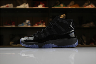 10AJ11 black and white Kang Kou Bugs Bunny Black red North Carolina blue Slam dunk White Snake Joe 11 Black Silver babysbreath The great devil