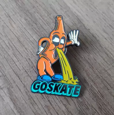 Hard bone skateboard beer man brooch two