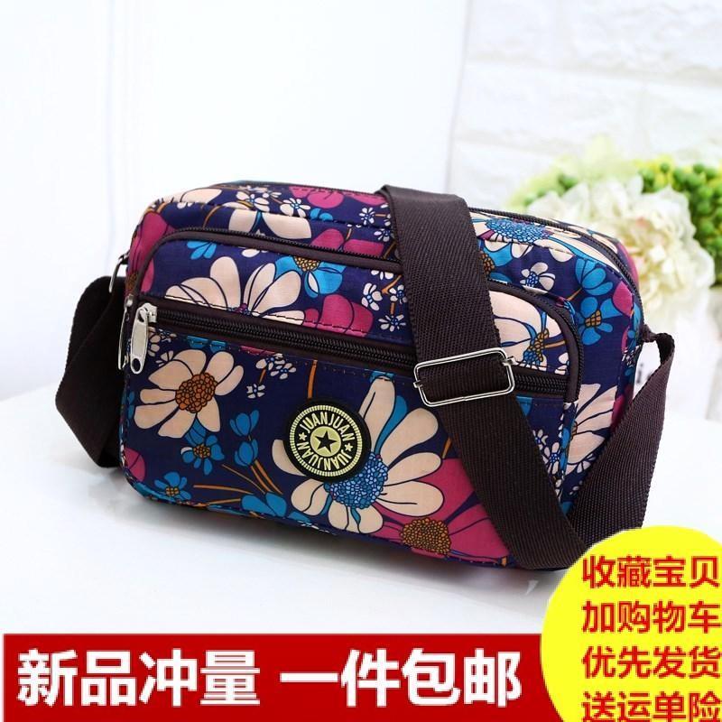 New single shoulder Mama small flower bub bag middle-aged woman bag Casual Nylon Sails Cloth Bag Mid Aged Slanted Satchel Korean version
