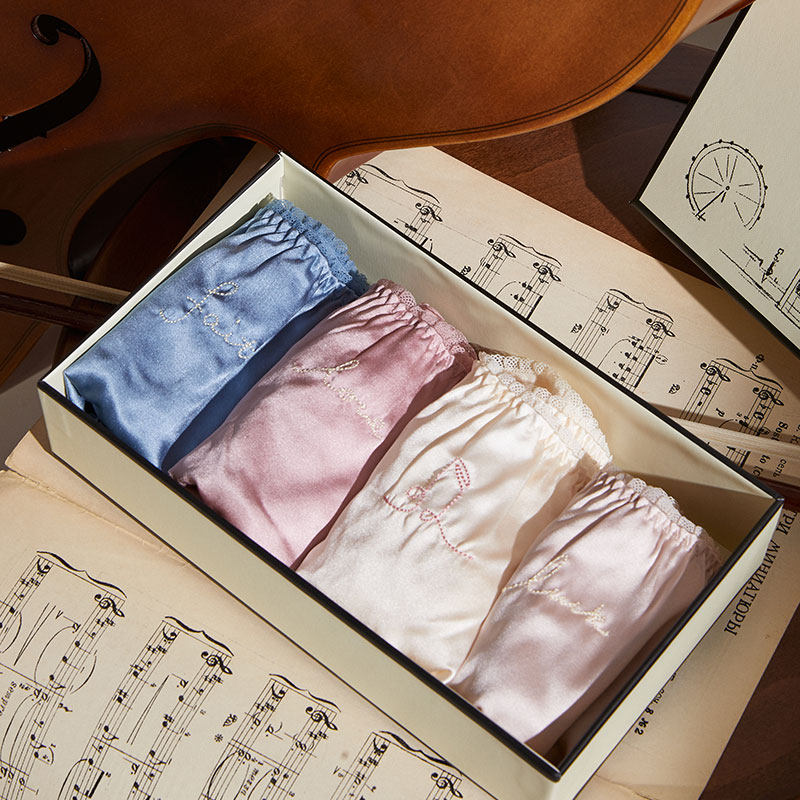 NOTJUSTAPAJAMA REAL SILK BRIEFS FEMALE 4 GIFT BOXES Low Waist Thin breathable Underpants