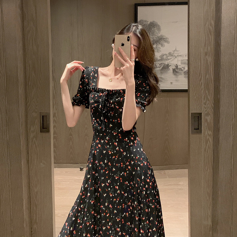Square neck dress women's summer 2022 new French retro backless first love floral skirt small fresh chiffon long skirt