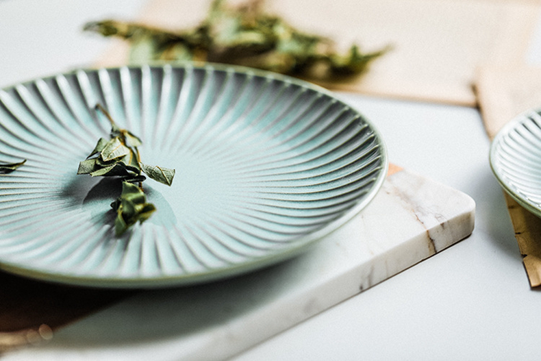 Creative ceramic tableware plate beefsteak bundt cake of plate of fruit to use up all the light stripe plate
