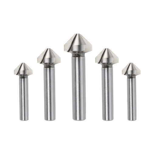 90 градусов Три -края.