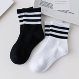 Белые хлопковые детские демисезонные весенние спортивные носки для школьников для мальчиков, средней длины, подходит для подростков