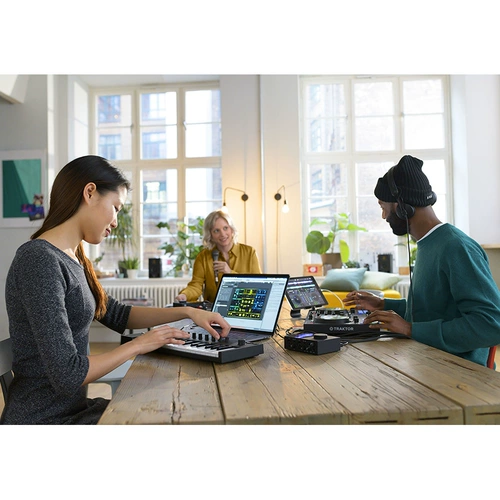 Ni KOMPTETE KONTROL M32 MIDI -клавиатура Установка Music Portable Keyboard Ni Клавиатура