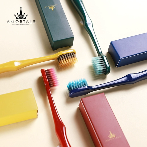 Мягкая зубная щетка для взрослых, комплект для влюбленных для путешествий подходит для мужчин и женщин