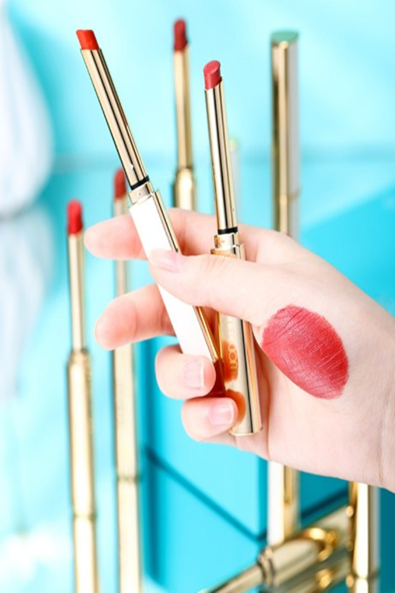 Small fine heel lipstick does not fade non-stick cup matte velvet matte lipstick cheap student niche brand giant white