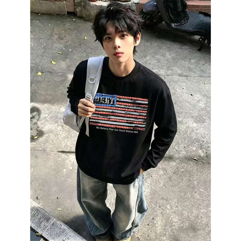 American High Street Style Flag Print Pure Cotton Long-Sleeved T-Shirt for Men in Spring and Autumn, Loose and Versatile Top for Teenagers and Junior High School Students American High Street Style Flag Print Pure Cotton Long-Sleeved T-Shirt for Men in Spring and Autumn, Loose and Versatile Top for Teenagers and Junior High School Students
