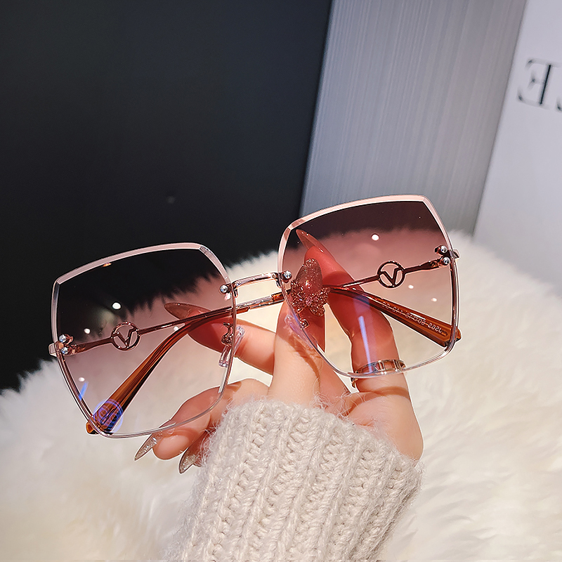 Tea color sunglasses female summer anti UV2022 years new glasses female Han version wave advanced sensual sunglasses sunscreen
