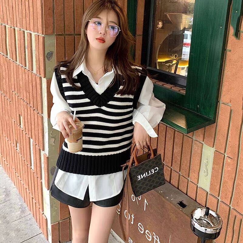 2021 Spring and autumn new ladies trendy fashion design sensation small crowdwear vest knit waistcoat for autumn and winter horse