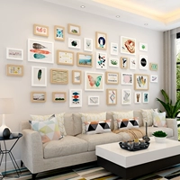 Творческая комбинированная гостиная фото стены