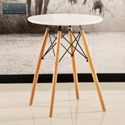 604 bàn ghế gỗ nguyên khối Bàn tròn sáng tạo bàn nói chuyện đơn giản Bàn cà phê Eames bàn MDF - Đồ gỗ ngoài trời