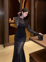 [Наряды, подходящие для маленьких людей/утягивание талии/женские юбки/утягивающие наряды для полных девушек/утрированные короткие юбки/стиль Хепберн/юбки-платья/короткие юбки с отложным воротником для зрелых женщин/сильная аура/Рождественские наряды]