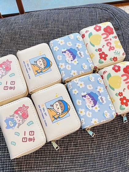 可爱卡包女小巧多卡位大容量防消磁收纳夹包驾驶证件套卡套零钱包