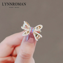 LYNNROMAN2022 years of sweet and cool metal butterfly knots with small crowdsourced senior sense opening ring forefinger ring