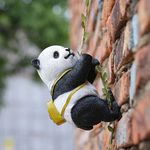 Outdoor climbing trees -climbing animal terrace garden balcony layout of landscaping courtyard decoration kindergarten decorative pendants