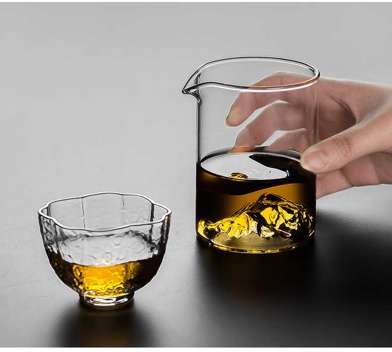 Send Yang snow mountain tea more reasonable glass cup and cup points contracted heat - resistant glass tea sea kung fu tea accessories