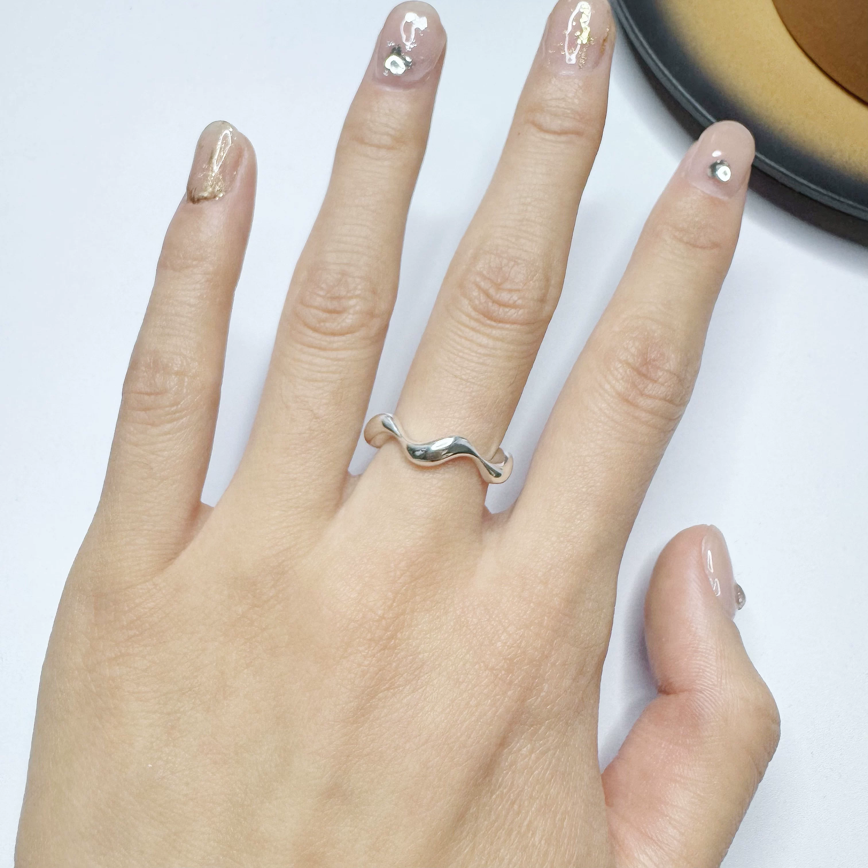 Wavy one size brand small design ring, silver 925 sample