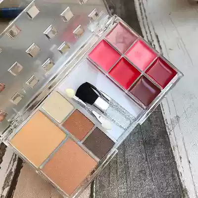 Special price imported loss-making Swiss makeup plate batch number no solution to the lack of brushes