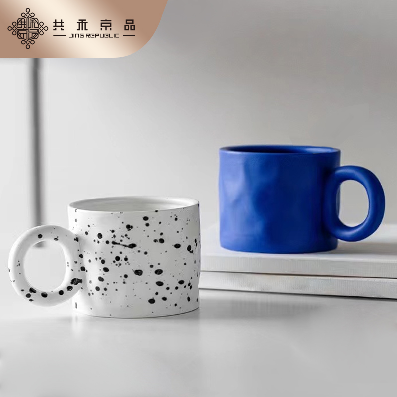 共禾京品 北欧风 手捏纹大耳朵马克杯 400ml 天猫优惠券折后¥19.9包邮(¥59.9-40)5色可选 共禾京品 北欧风 手捏纹大耳朵马克杯 400ml 天猫优惠券折后¥19.9包邮(¥59.9-40)5色可选