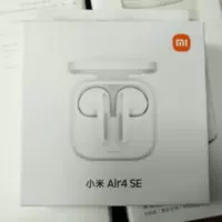 Упаковка гарнитуры Air4 SE Независимая упаковка