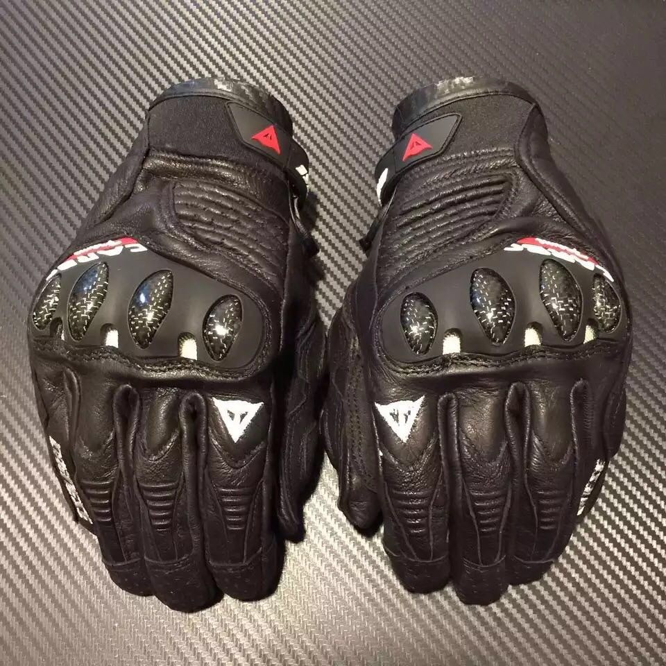 Summer new Dennis white black sheepskin carbon fiber motorcycle riding gloves motorcycle leather breathable
