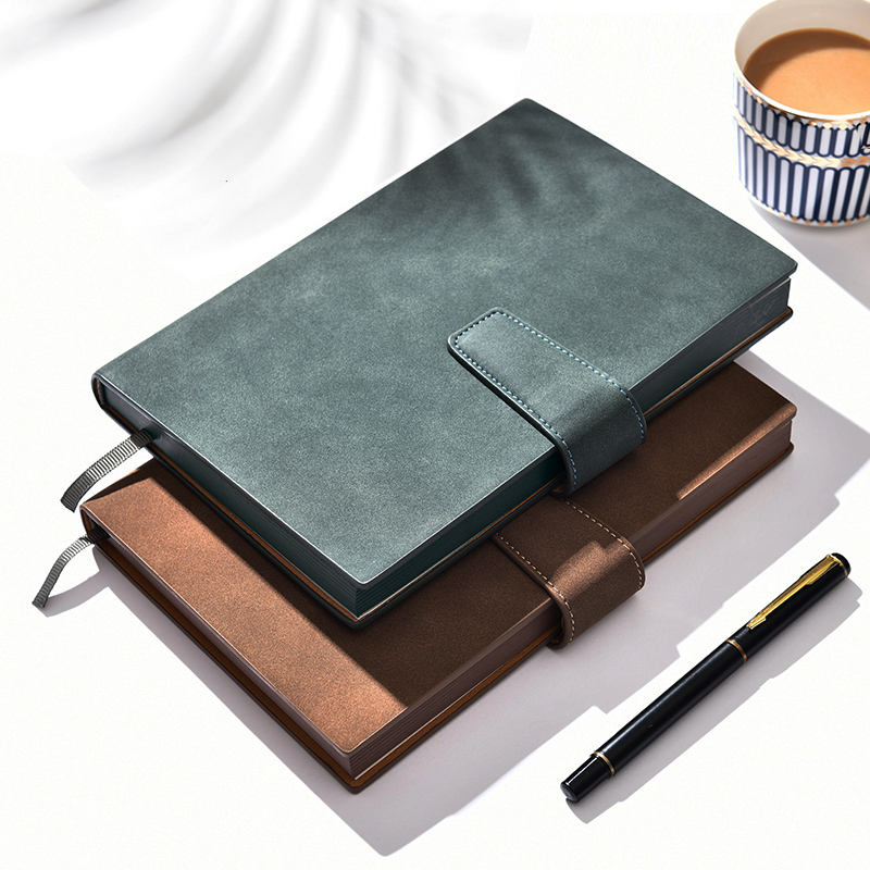 sfeng Shunfeng business simple notebook thickened office meeting A5 work record book notepad high-end college students reading study diary article art exquisite retro custom LOGO