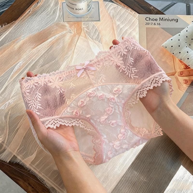 Encounter Romance: Ice Silk Breathable Seamless Soft Lace Panties with Cotton Crotch, Plus Size Hip-Hugging Women's Underwear Encounter Romance: Ice Silk Breathable Seamless Soft Lace Panties with Cotton Crotch, Plus Size Hip-Hugging Women's Underwear