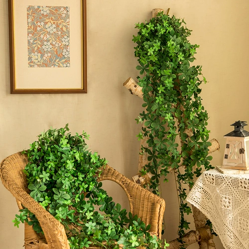 Симуляция изготовления изготовления листья стена висят фальшивая виноградная винограда стена