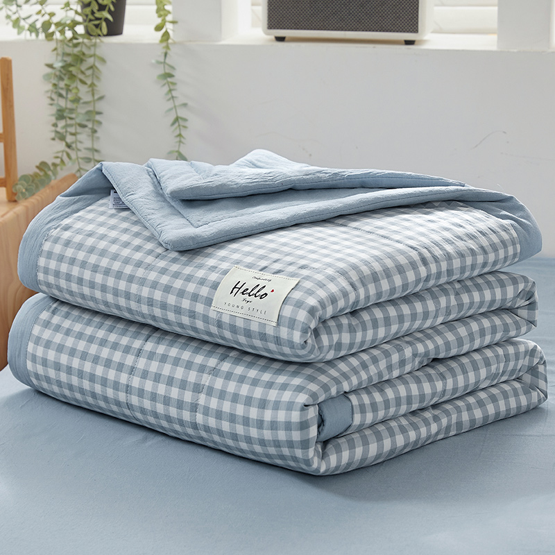 Good products All cotton washed cotton Summer quilted by air conditioning by summer cool quilted by four sets of pure cotton thin quilts Single double season with machine wash