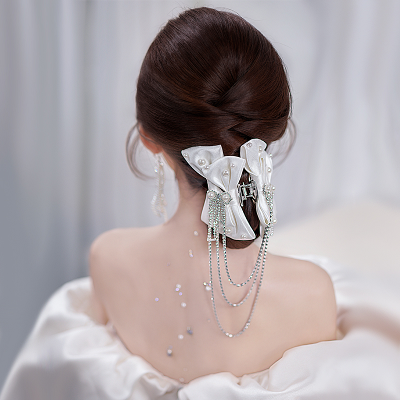 Bridal headwear white minimalist Korean style Wedding Hair Accessories Butterfly Junction flow Su hair clip Back Brain Spoon Disc Hair Grip Clip