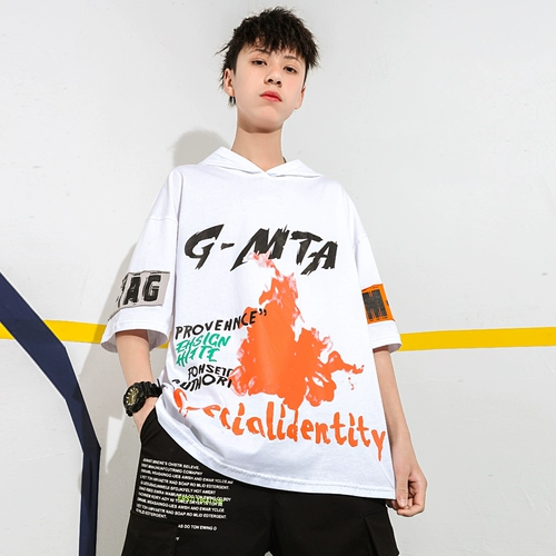 Детская летняя летняя одежда, летний тонкий балахон, футболка с коротким рукавом для мальчиков с капюшоном, коллекция 2021, подходит для подростков