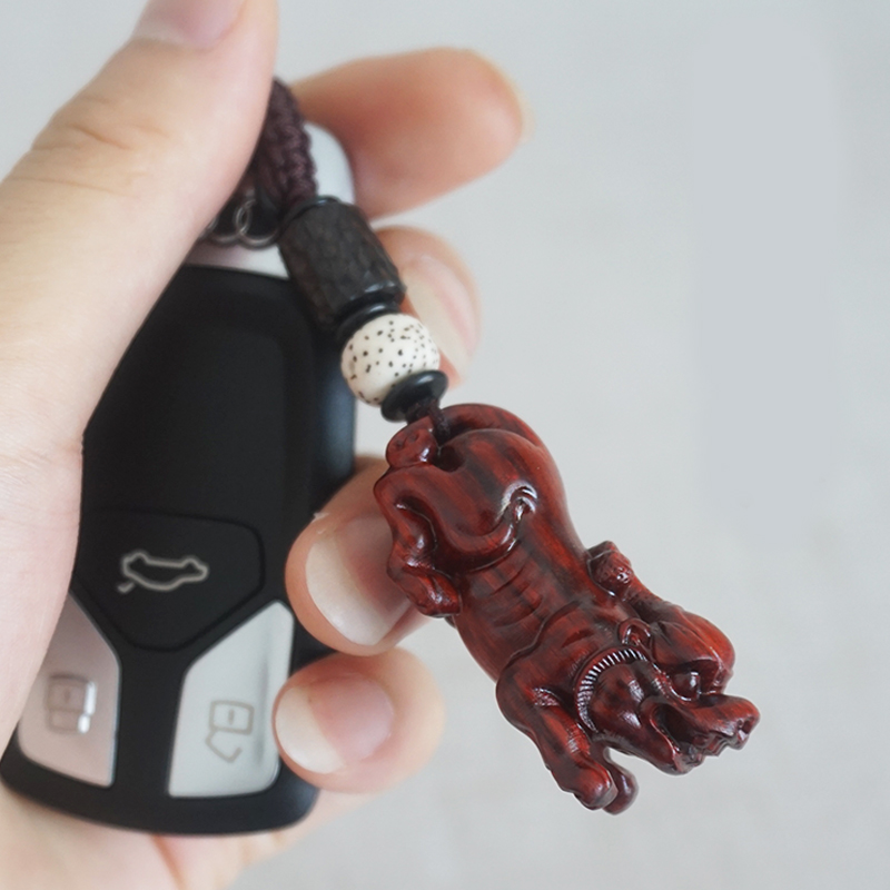 Rosewood cattail small leaf rosewood car key pendant Leather Hugh peace charm car with handmade keychain lanyard