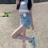 Джинсовая юбка, шорты, дизайнерские штаны, высокая талия, тренд сезона, свободный прямой крой, А-силуэт