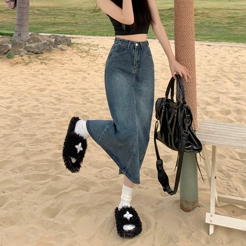 Джинсовая юбка, сексуальная сумка, большой размер, с акцентом на бедрах