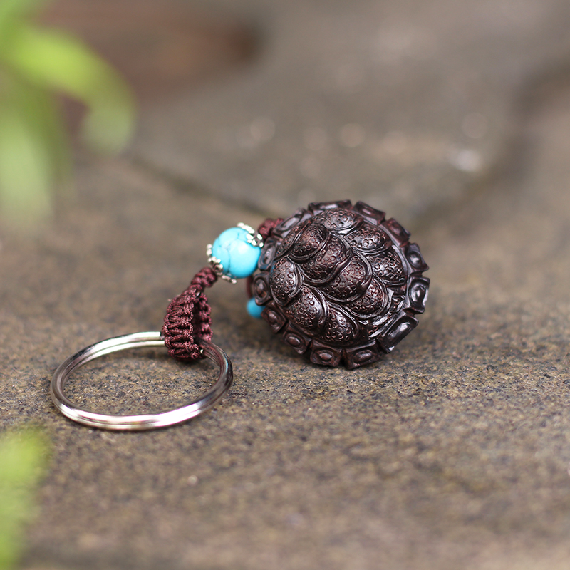 Black Sandalwood Wooden Cartoon Tortoise Shell Fu Chia Side Handlebar Key Chain Couple Key Button Small Pendant Personality Creation