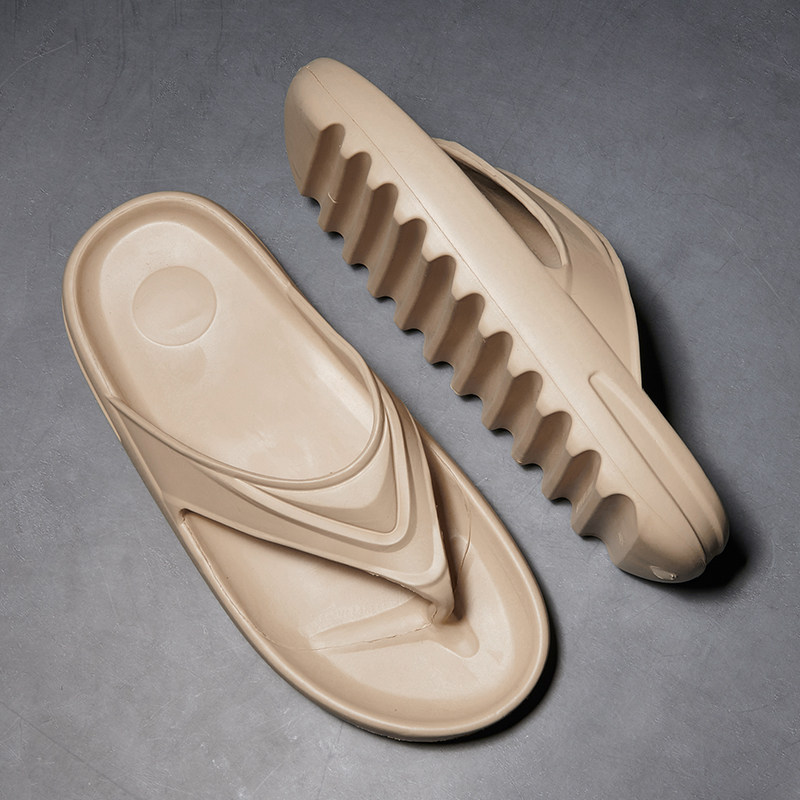 The human slippers summer 2021 new online red casual beach shoes large size indoor and outdoor wear foot slippers