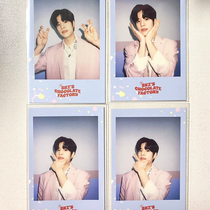 Официальный небольшой настольный календарь Stray Kids SKZOO с фотографиями SKZ Huang Yanchen Li Longyi Li Yanhao