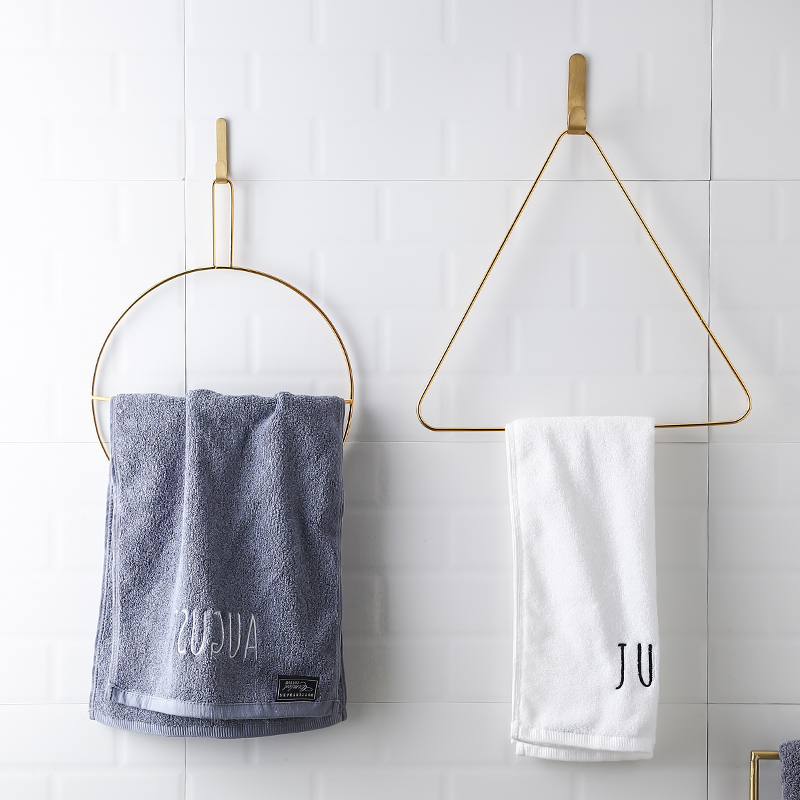 European-style creative bathroom bath towel rack free punch toilet towel rack Home light luxury simple stainless steel shelf