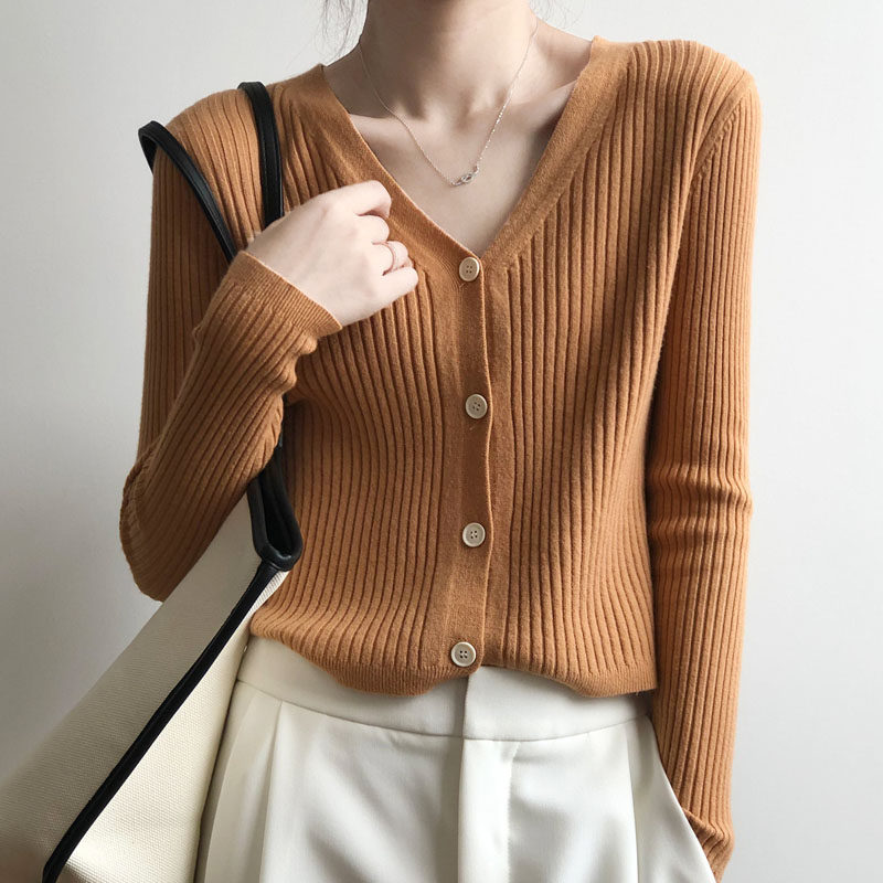 South Korea 2020 Autumn Winter New Knit Cardiovert Woman Short out of the outer Thunder wearing a Japanese style sweater jacket