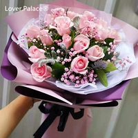 19 красивых розовых женщин, полных звезд