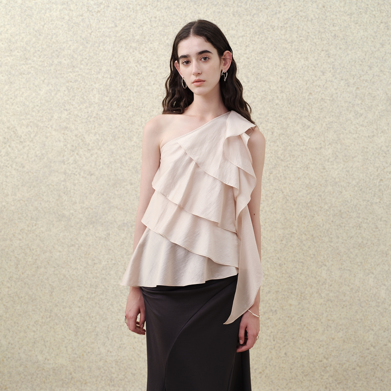 Someone Sometimes90% Tencel Layered Ruffle Ribbon Off-Shoulder Design Top Someone Sometimes90% Tencel Layered Ruffle Ribbon Off-Shoulder Design Top