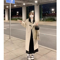Mid-length woolen coat for women in autumn and winter 2024 new hot style small high-end horn button woolen coat