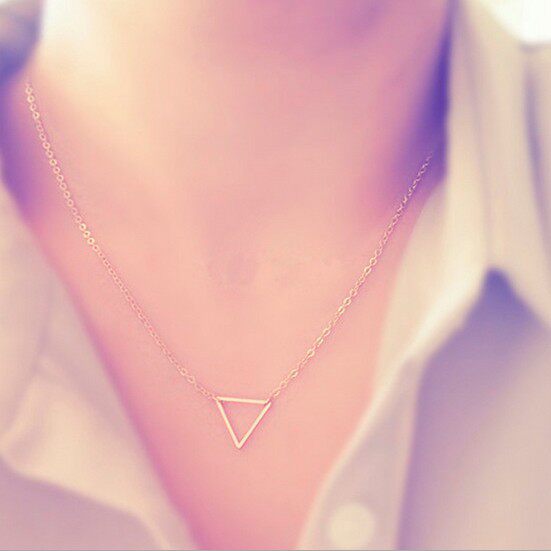 European and American foreign trade jewelry simple metal hollow triangle short necklace XL00015