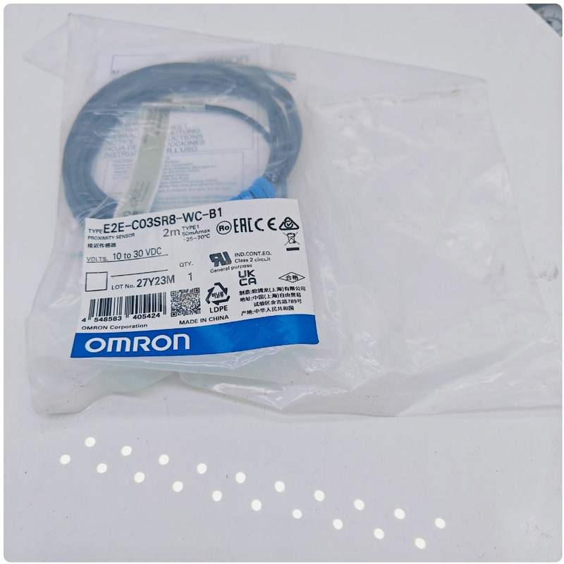 Omron E2E-C03Sr8-Wc-B1 B2 E2E-C04Sr8-Wc-C1 C2 C03Sr8-Cj-C1