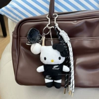 Черный бейсбольный брелок