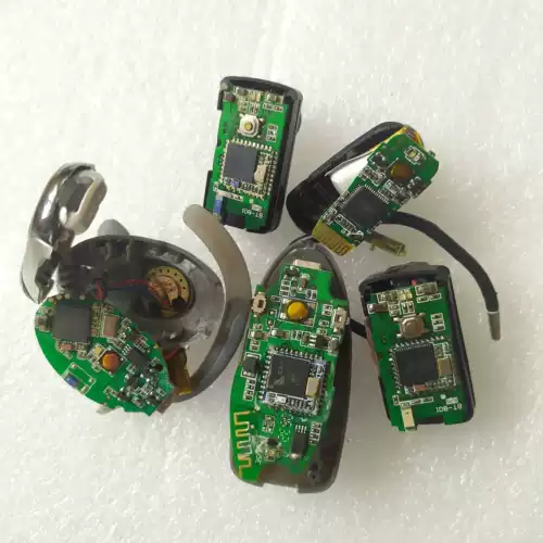 Гарнитура Bluetooth случайным образом отправлена ​​батарея DIY Цель не покрывать хорошую или плохую