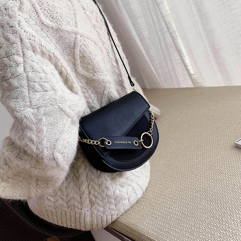 Zonie Van Senior senses bag Girl 2022 new French crowdsourced this year pop italic satchel bag 100 hitch